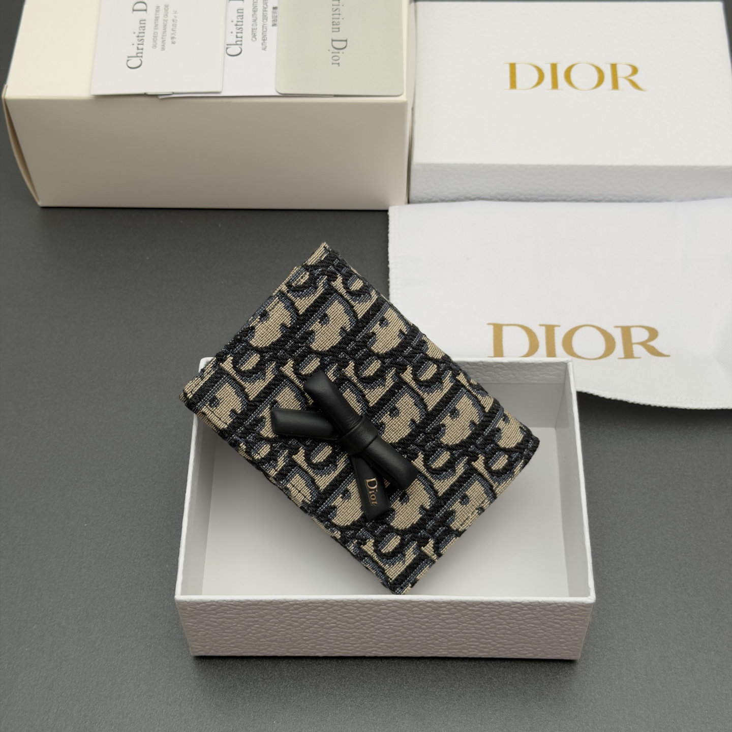 Diro Promenade Glycine Wallet-11*7.5*3CM