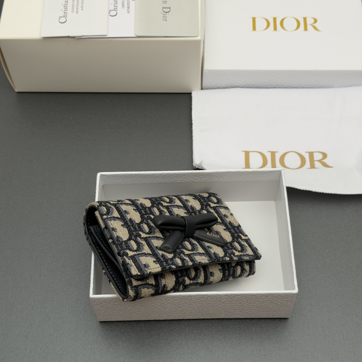 Diro Promenade Glycine Wallet-11*7.5*3CM