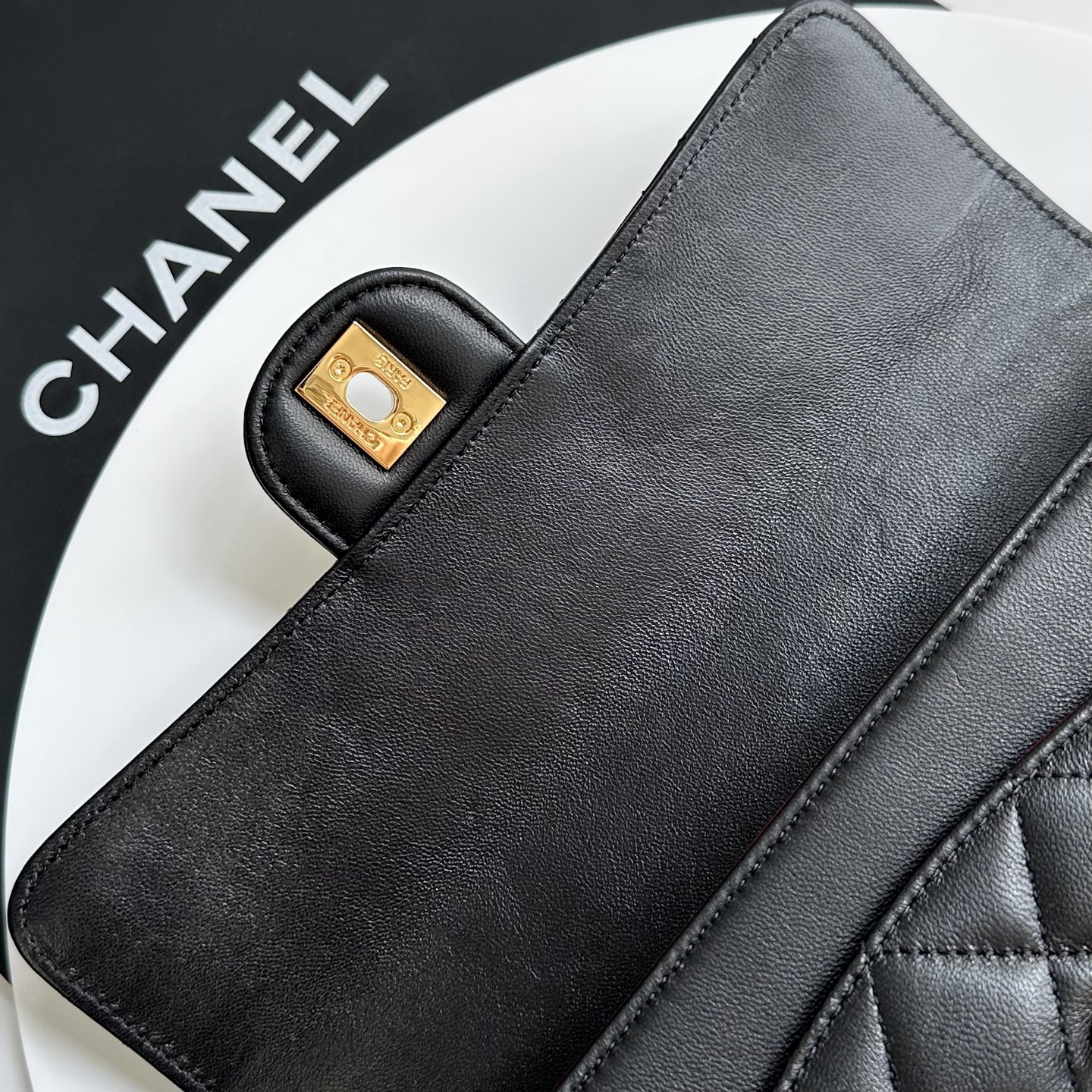 Ch@nel Leather Flap Shoulder Bag-10X25X5CM