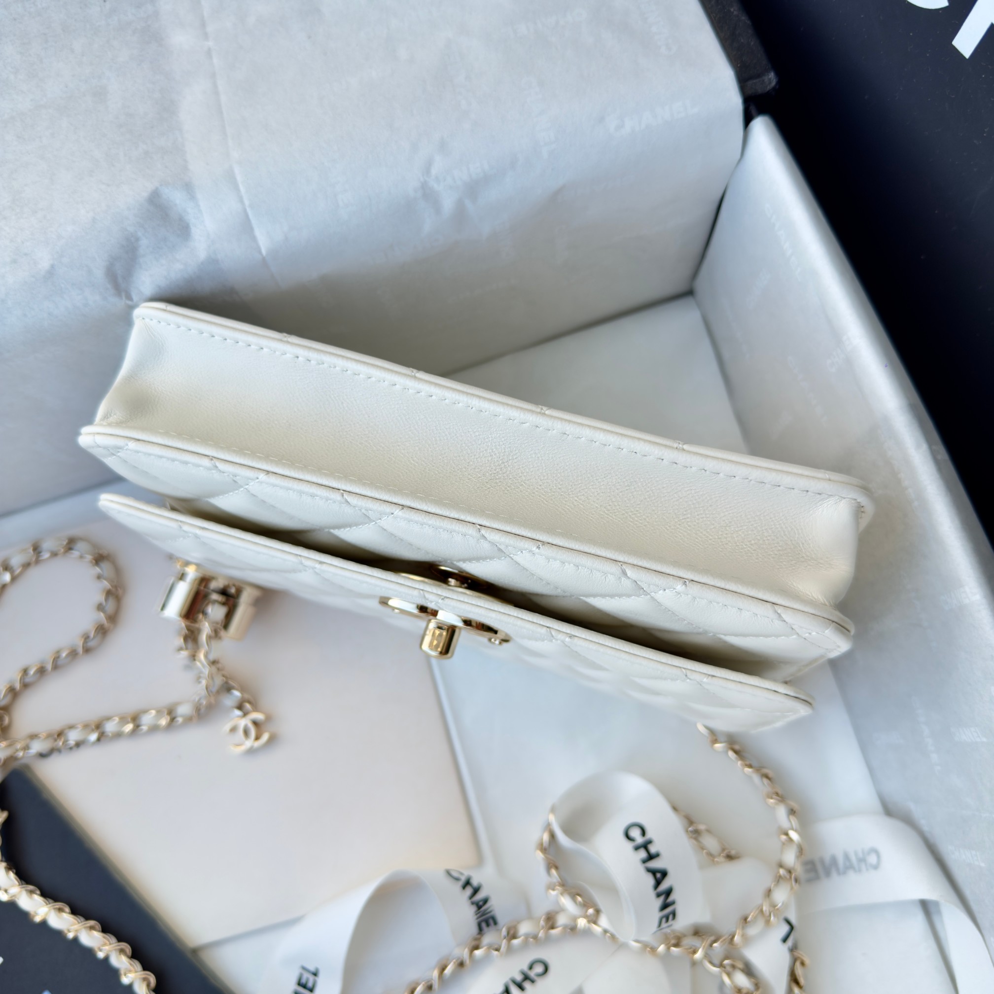 Ch@nel CC Wallet on Chain (WOC) Bag-19*12*3.5CM