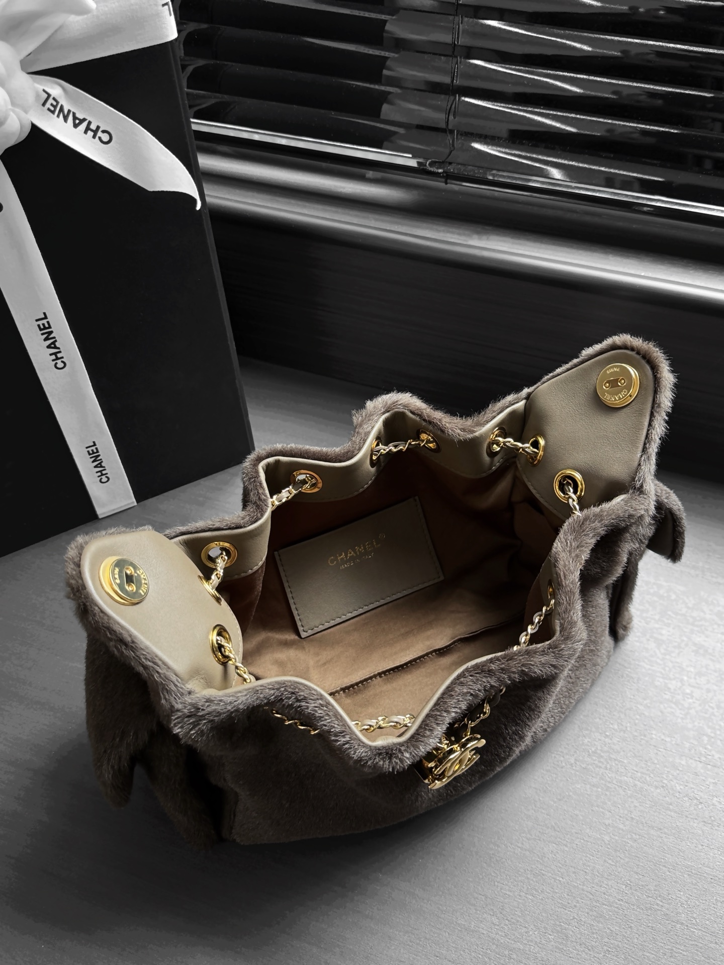 Cha*nel 25 Mini Handbag-20x22x12.5CM