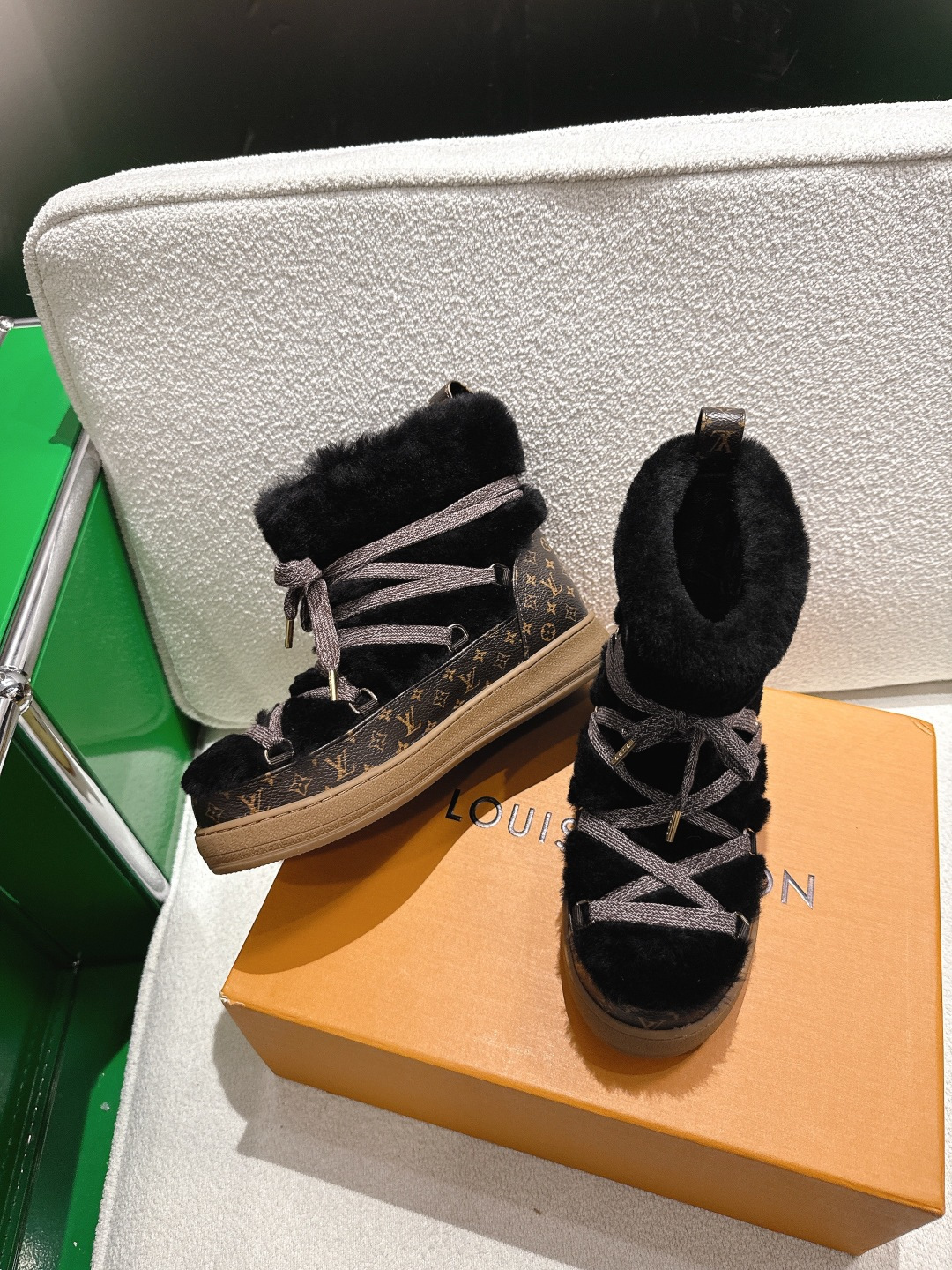 L0vis Vuitt*on LV Cloud Lace-Up Ankle Boot Sneaker