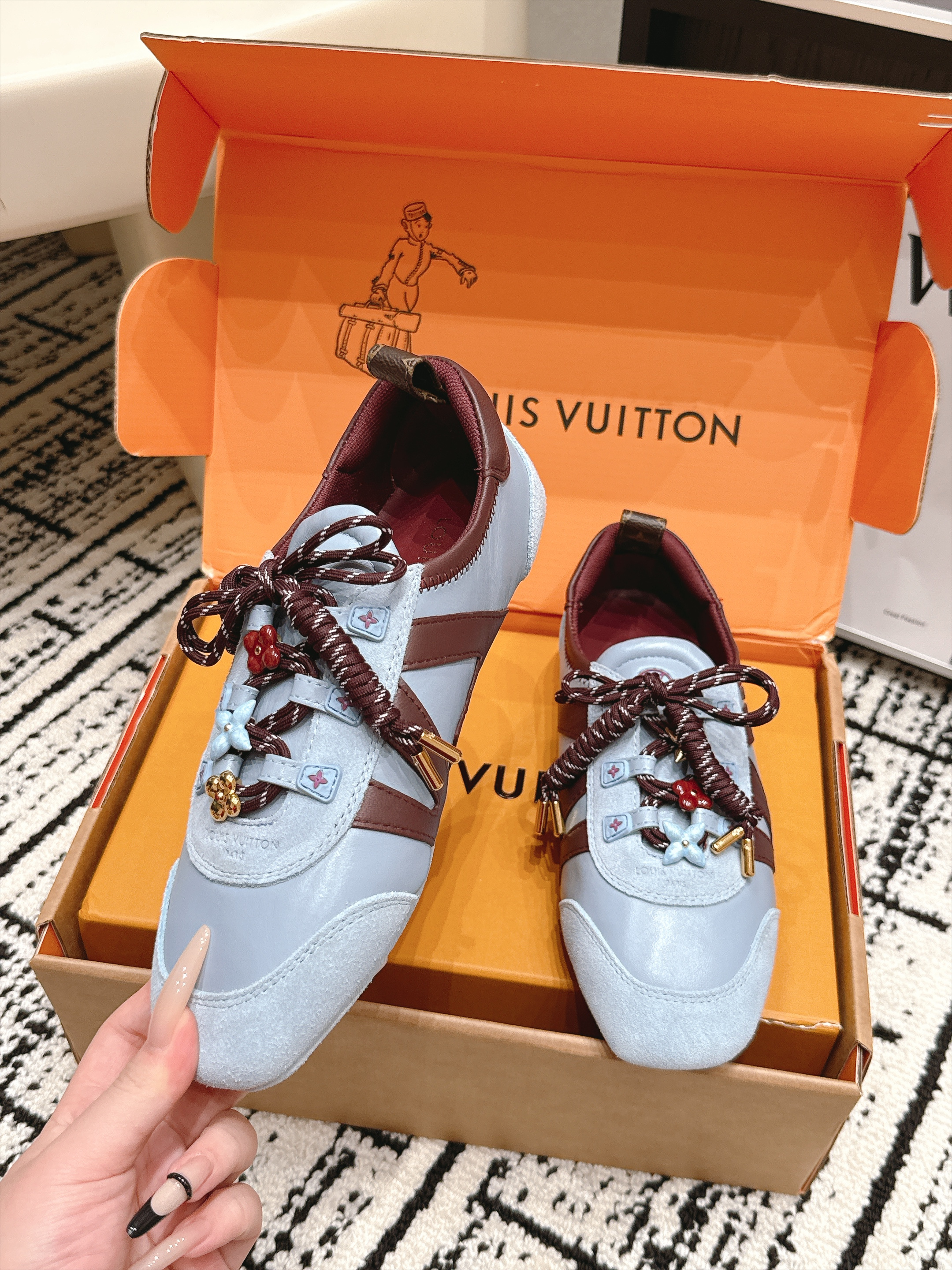 LV Sneakerina Sneaker (EU35-41)