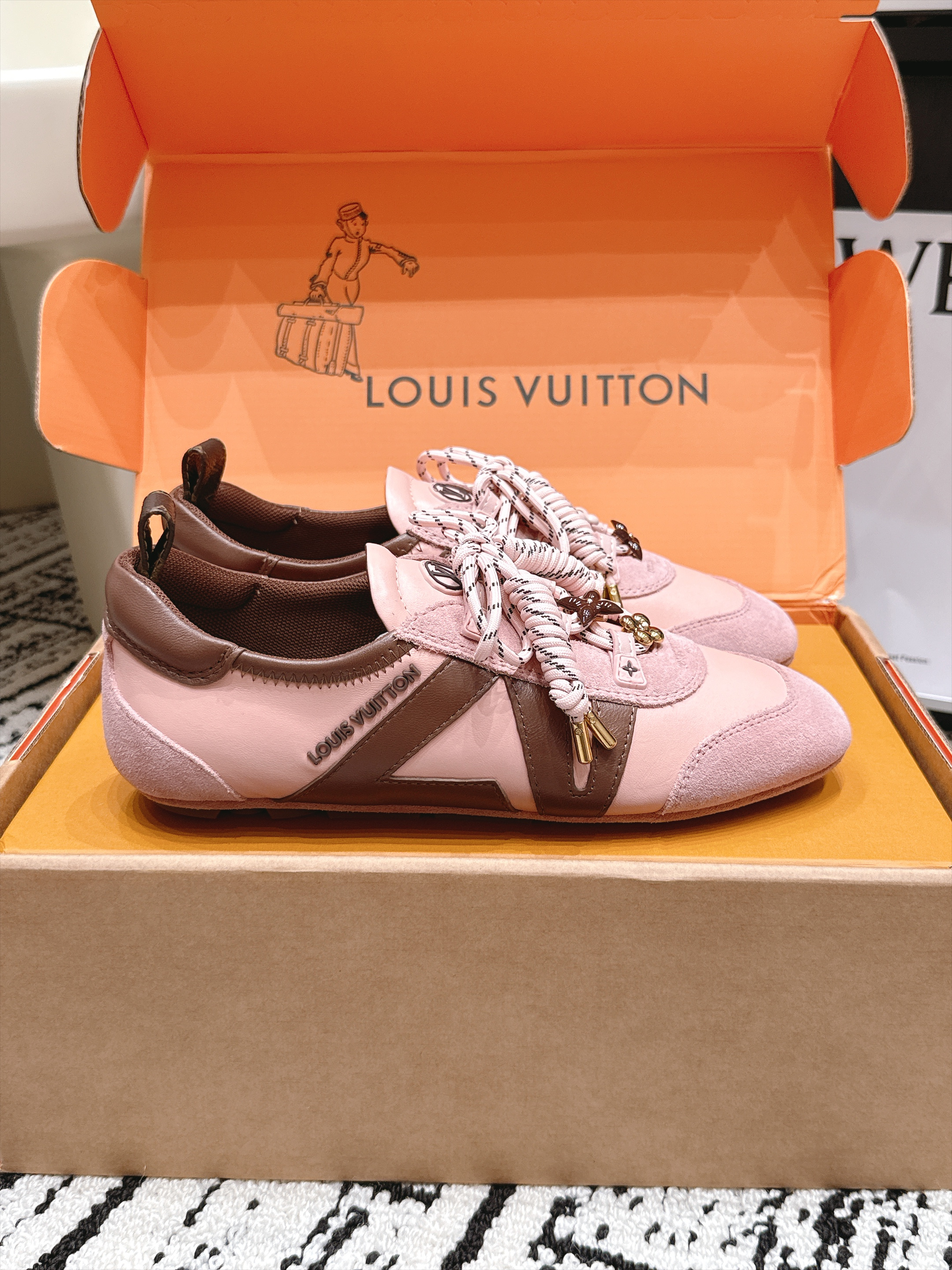 LV Sneakerina Sneaker (EU35-41)
