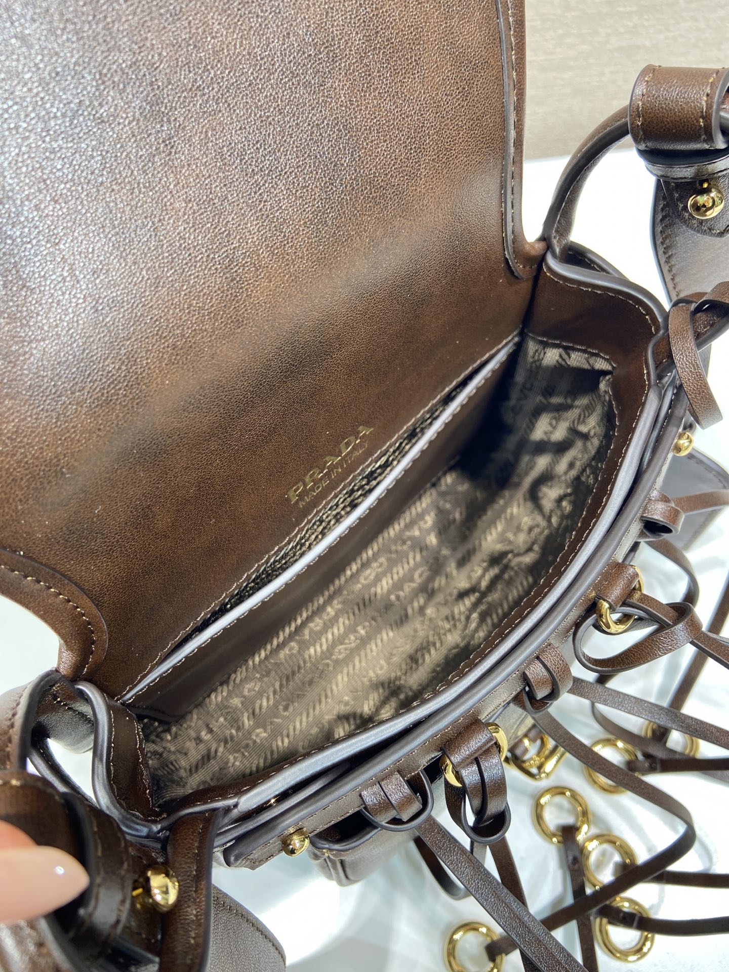 Pra*a Corsaire Aged Shoulder Bag-19.5*16.5*6CM