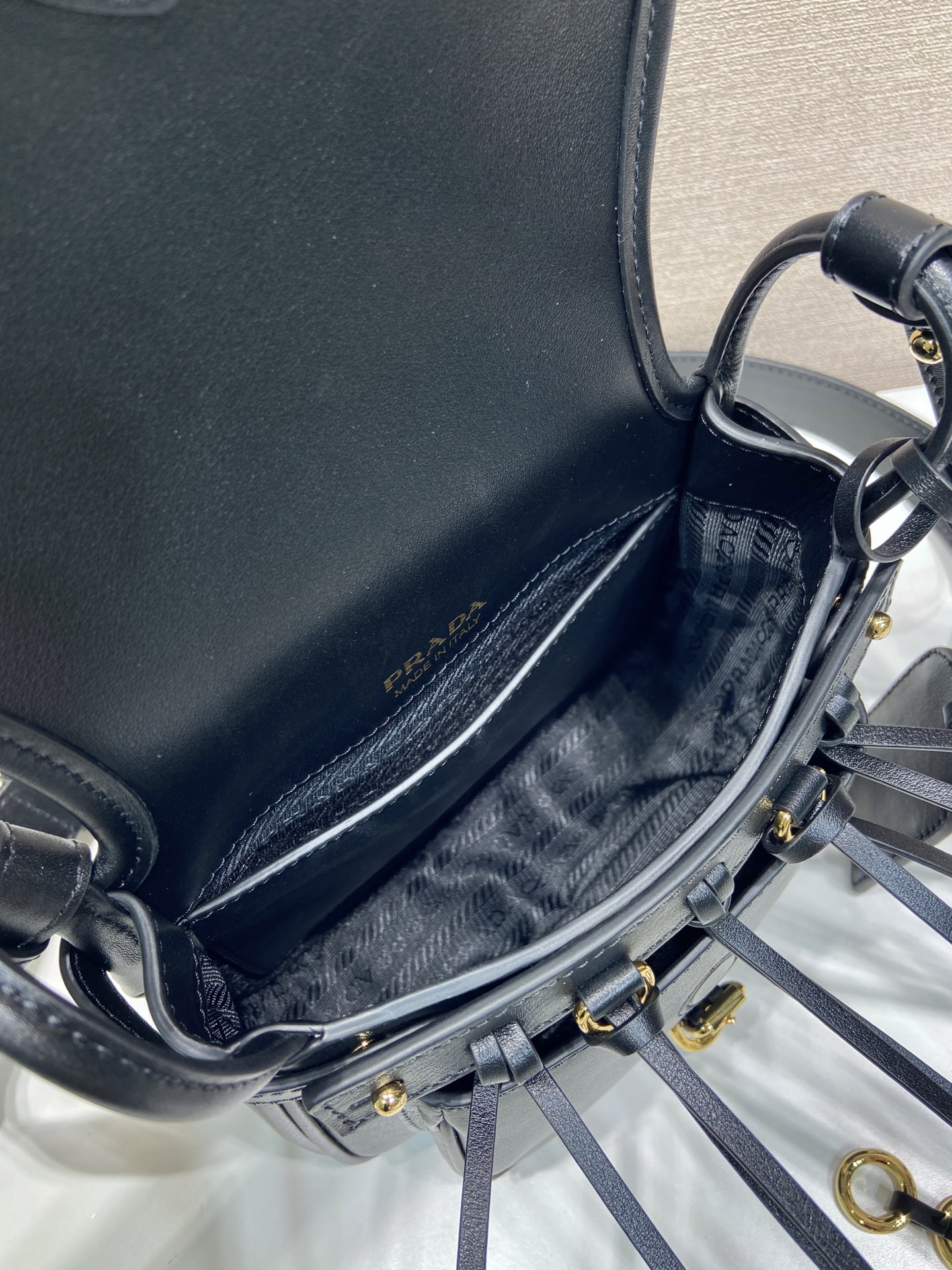 Pra*a Corsaire Aged Shoulder Bag-19.5*16.5*6CM