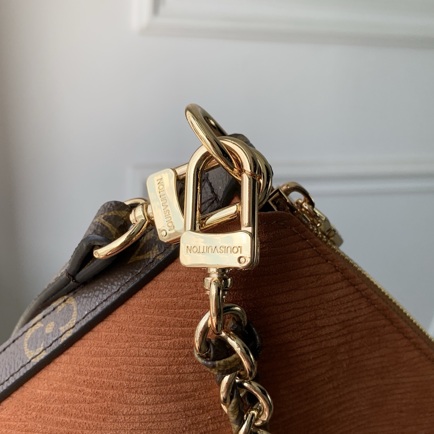 L0vis Vvtt0n Multipass - Handbags-26*10*30CM