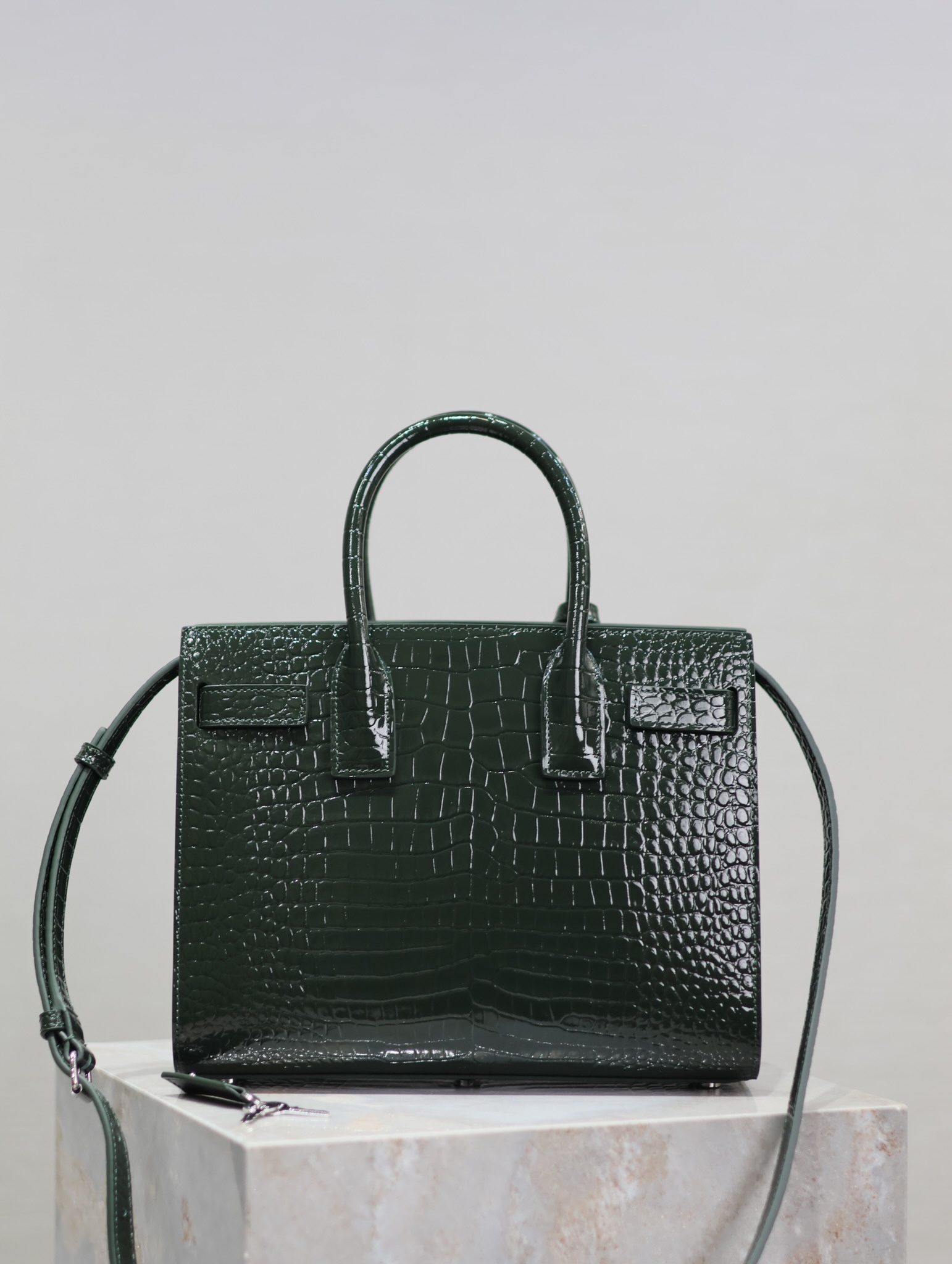 Y51 Sac De Jour-22x18x10.5&26x20.5x12.5CM
