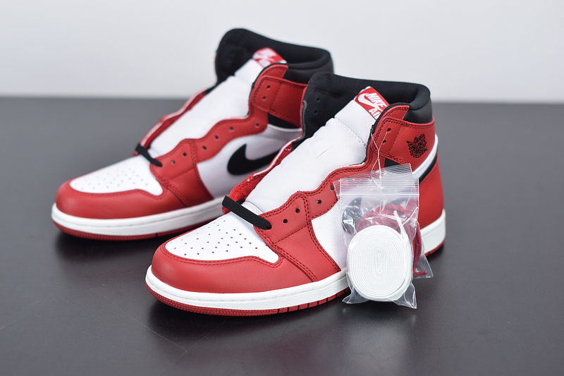 AIR JORDAN 1 HIGH OG “COURT PURPLE” 555088-101