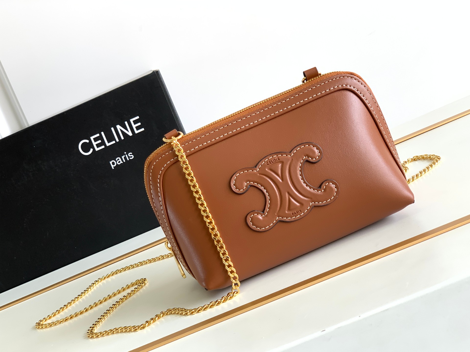 Celin Triomphe Shell Bag-16 X 11X 8CM
