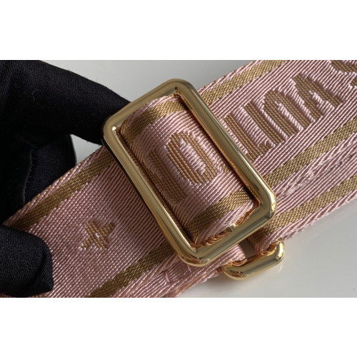 l0*is V*t0n strap