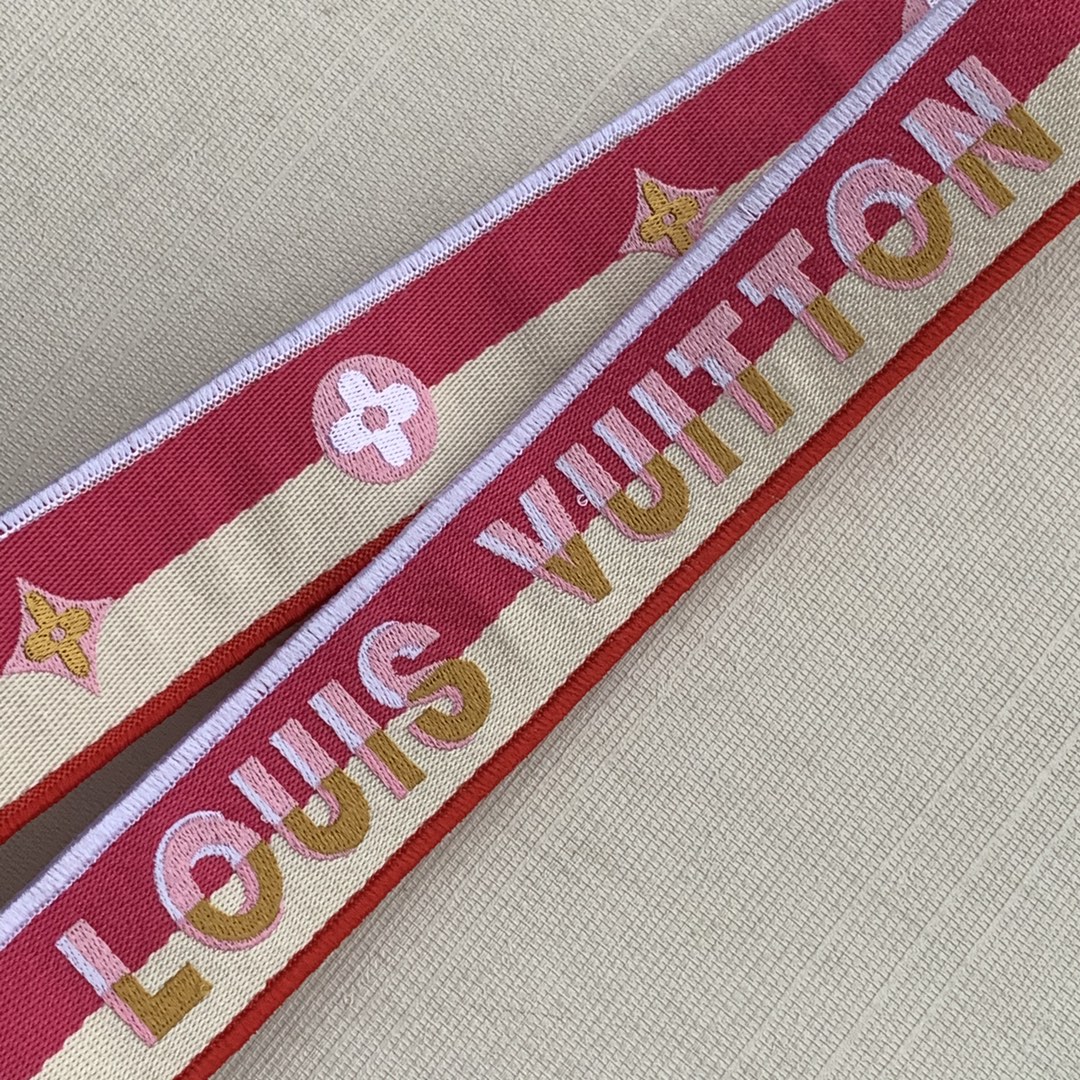 l0*is V*t0n strap