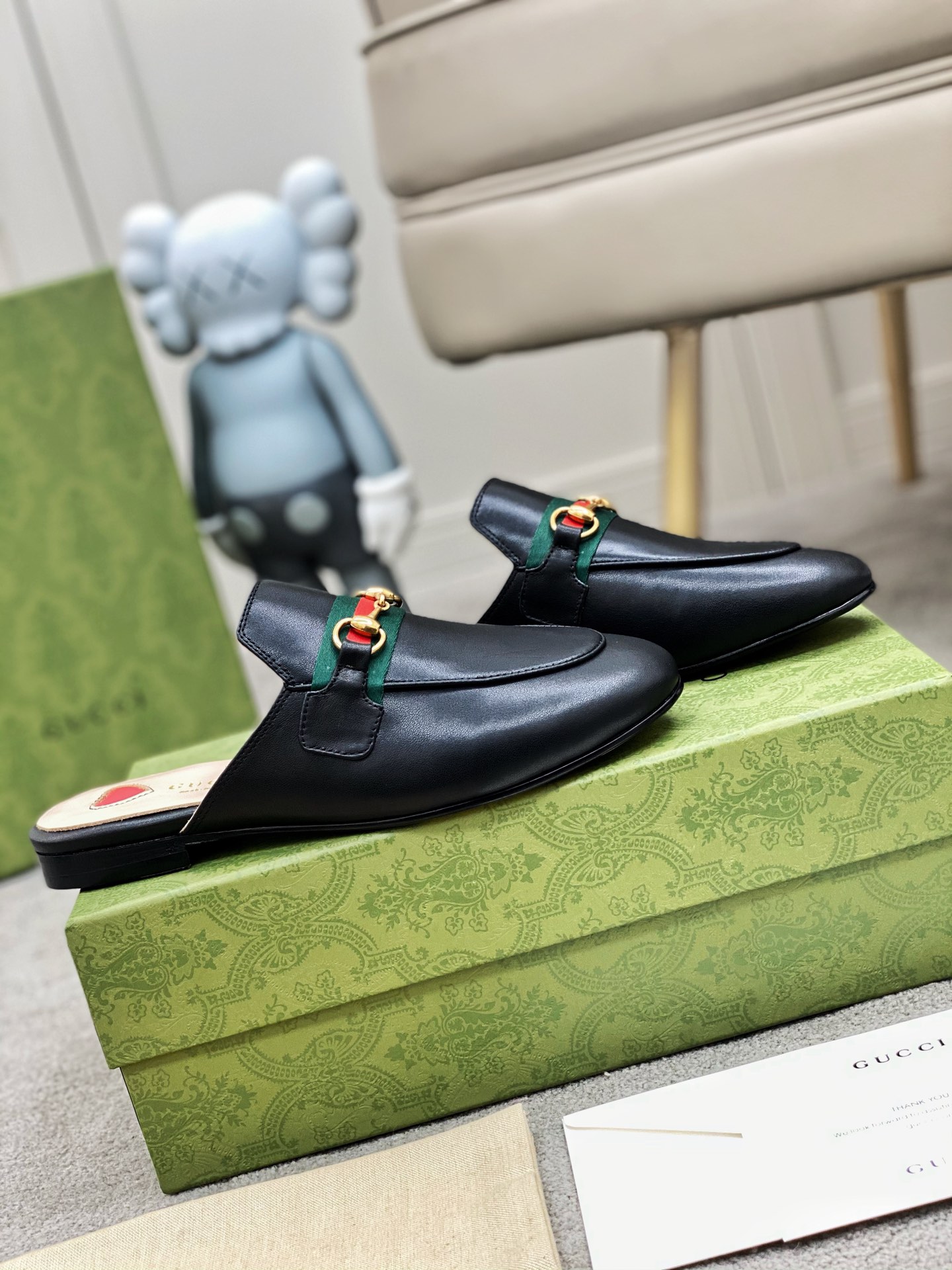 G*u*i loafers
