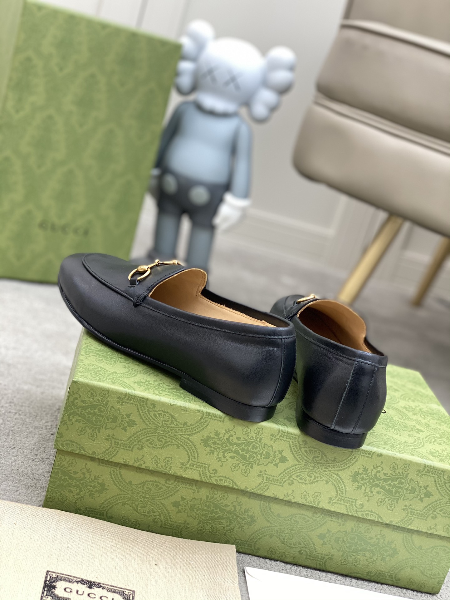 G*u*i loafers