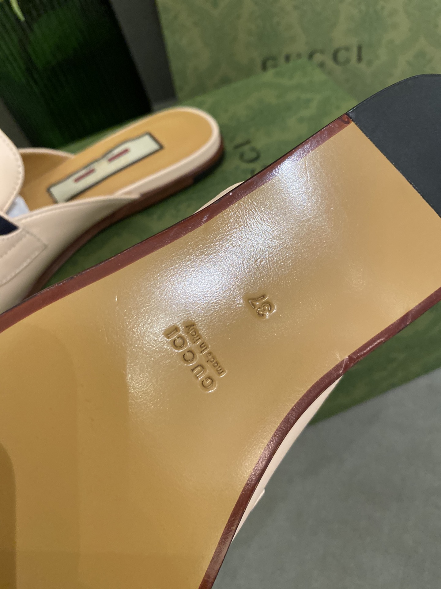 G*u*i loafers