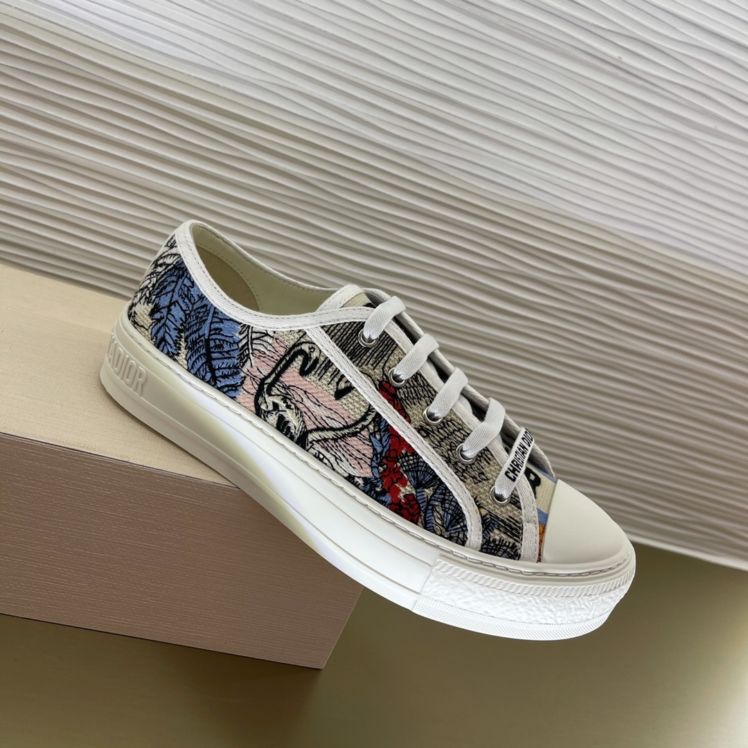 D*or sneakers