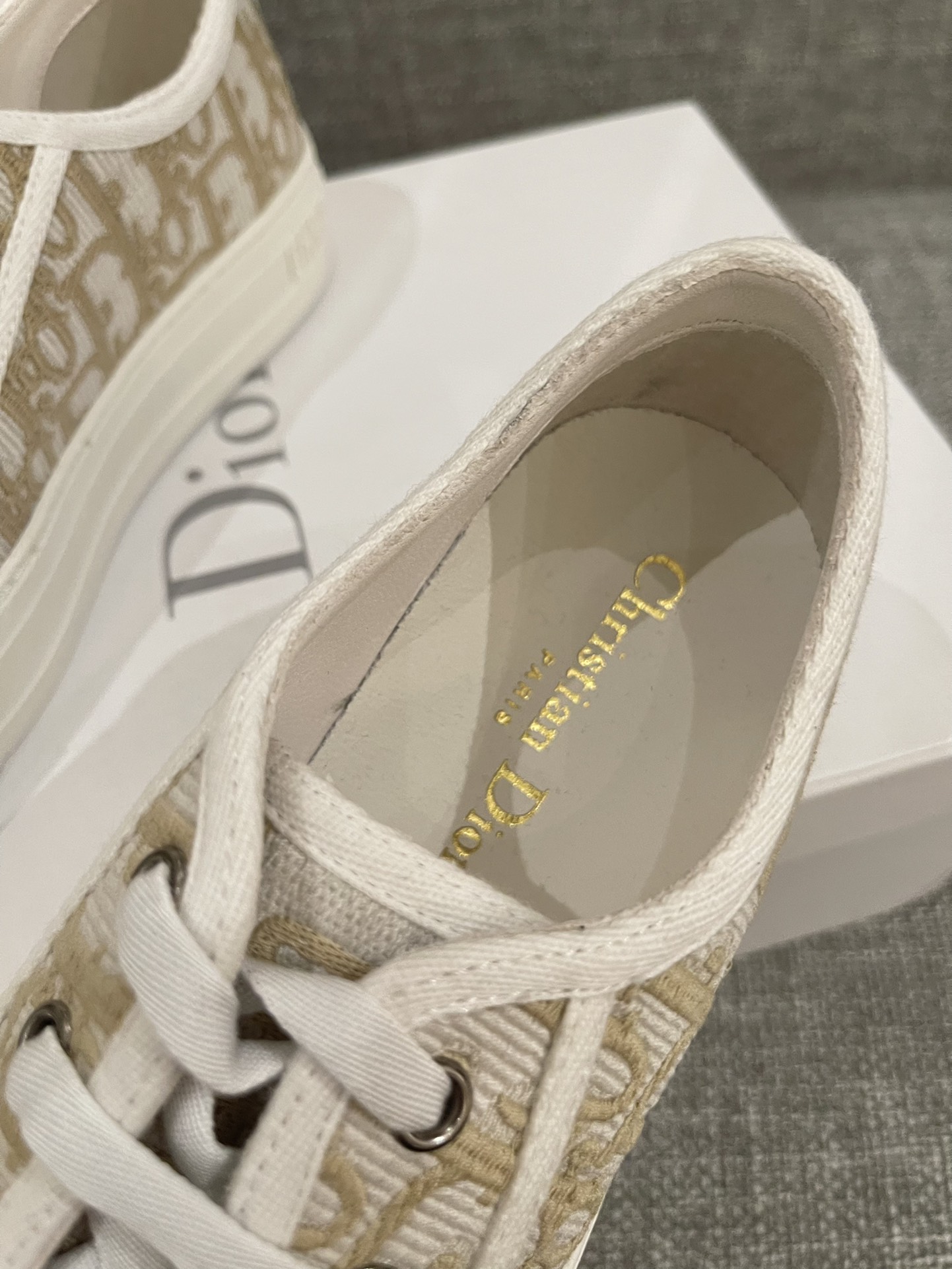 D*or sneakers
