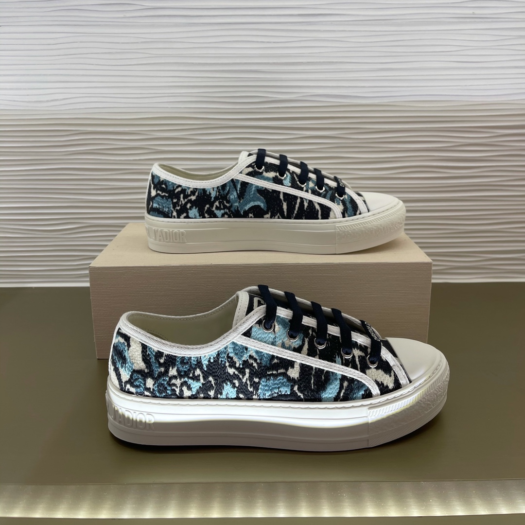 D*or sneakers