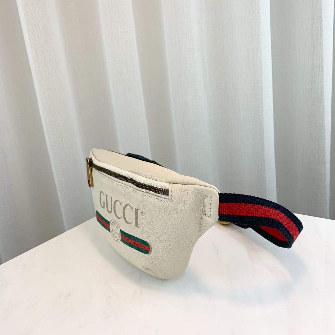 G*u*i waist bag-22cm