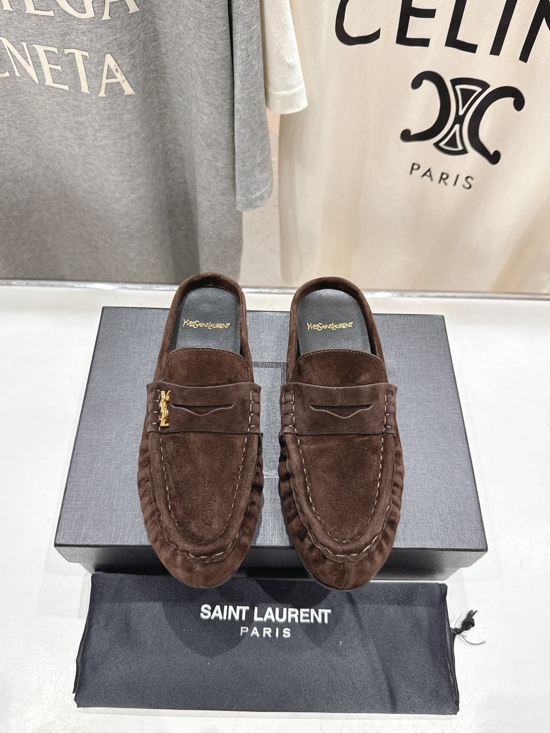 Y51 loafer