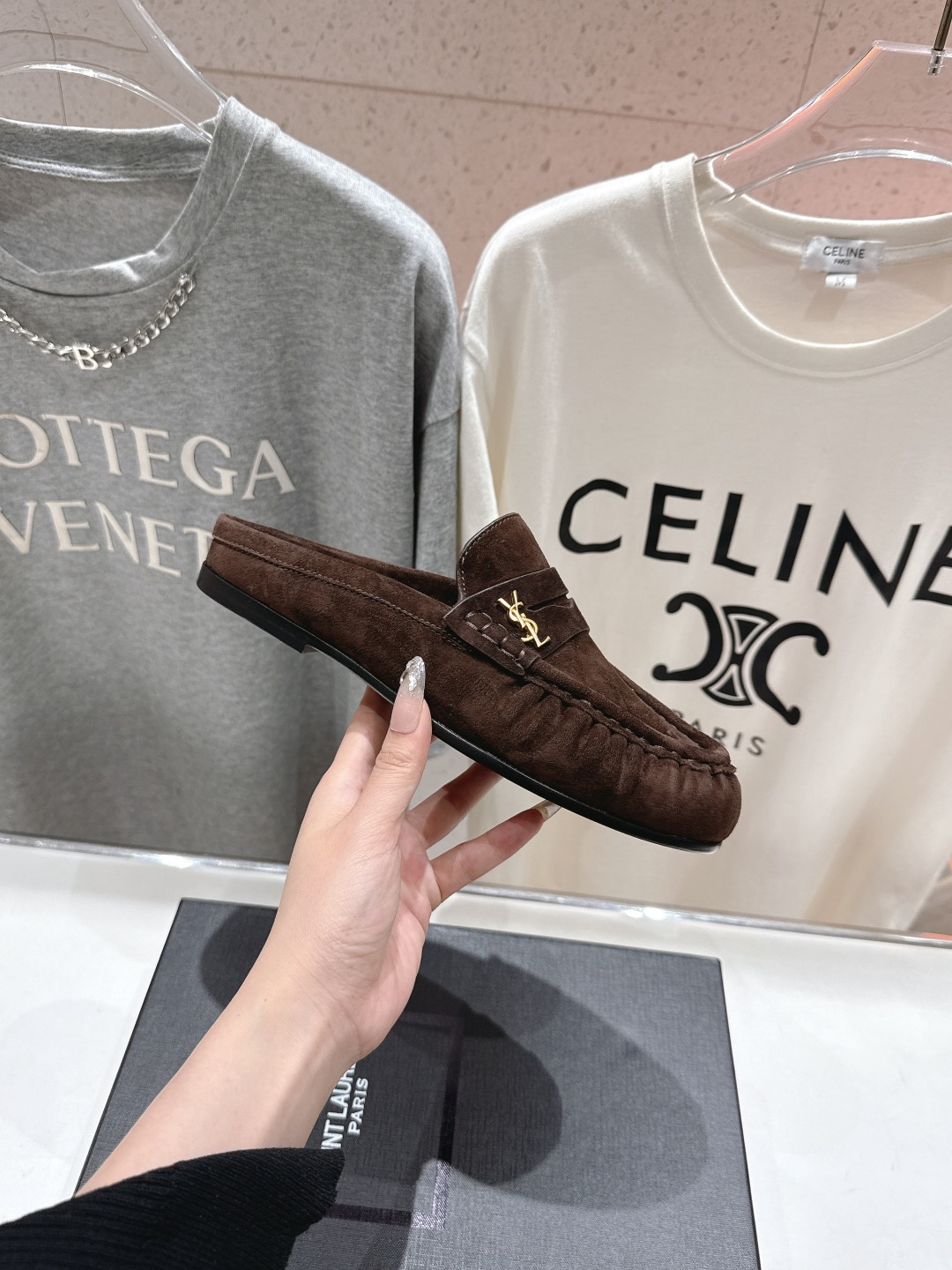 Y51 loafer