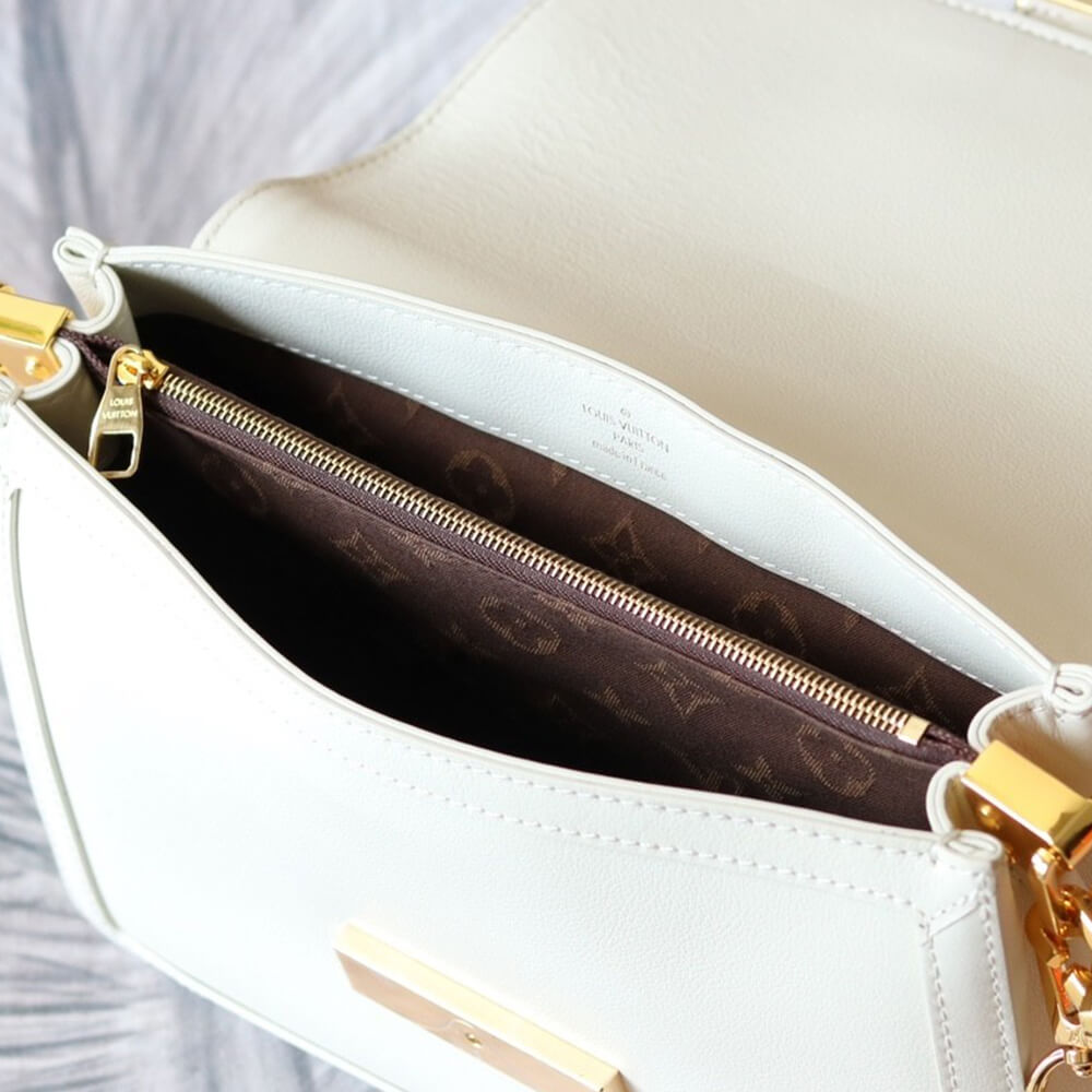 LV Dauphine Soft MM
